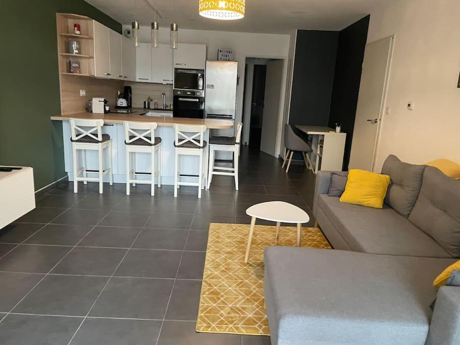Apartment Between City Center And Beachs Montpellier Exterior foto
